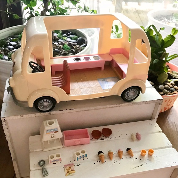Calico Critters Ice Cream Truck Vehicle Accessories Vehicle Toy Playset Food - Picture 2 of 16
